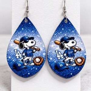 💙 LA Baseball Snoopy Handmade Earrings ⚾🐶